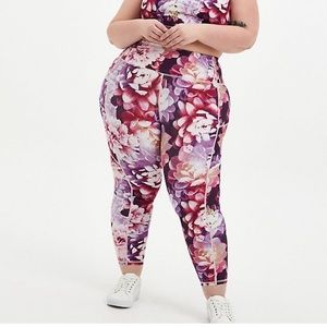 Torrid Purple floral wicking active set
